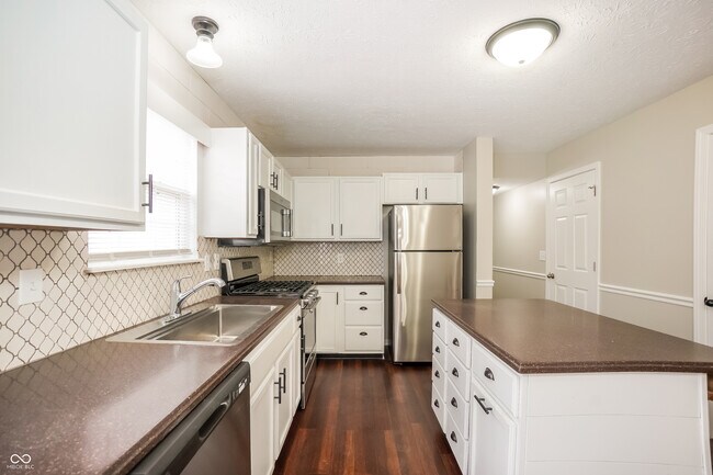 Foto del edificio - 113 Oakview Dr