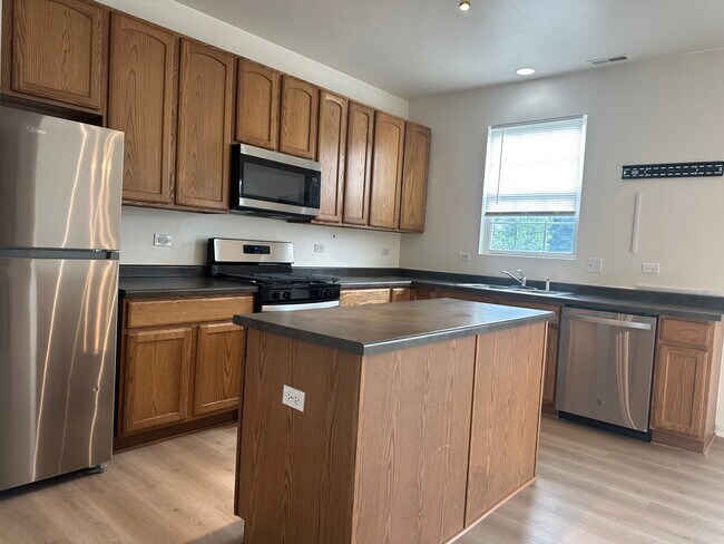 Foto del edificio - 228 S Alder Creek Dr