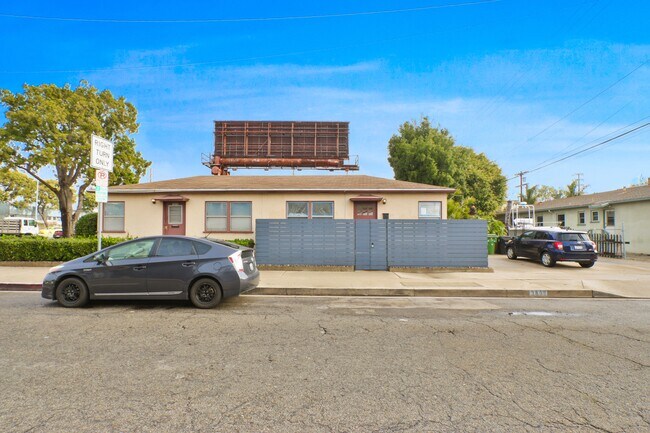 Building Photo - 3806 Lyceum Ave