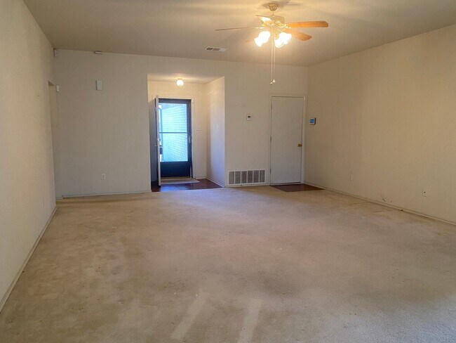 Foto del edificio - 3 BEDROOM BELTON ISD