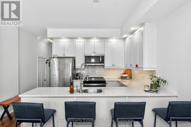 Building Photo - 36 Allison Ln