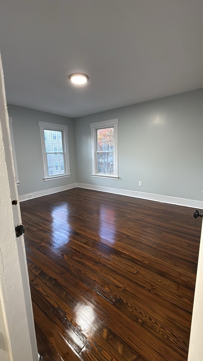 Building Photo - 251 Newhall St