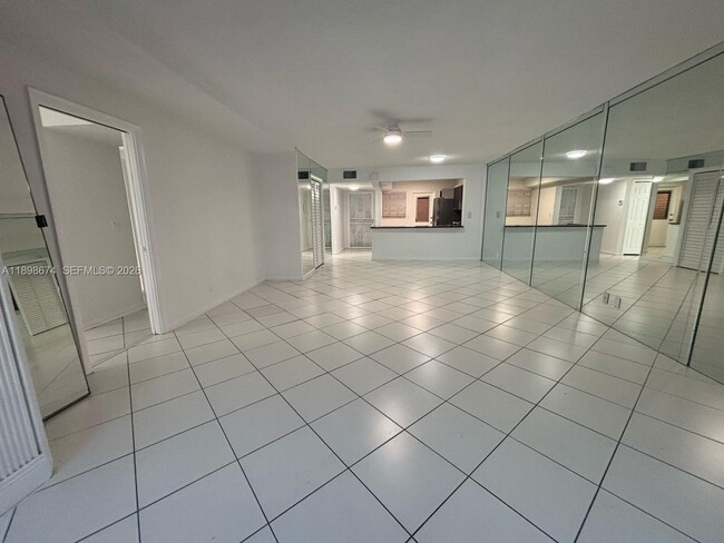 Foto del edificio - 215 SE 3rd Ave