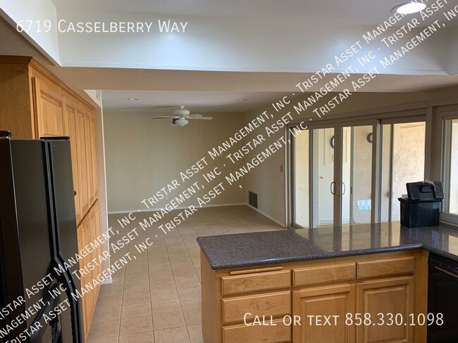 Building Photo - Beautiful 5 bedroom home with large yard