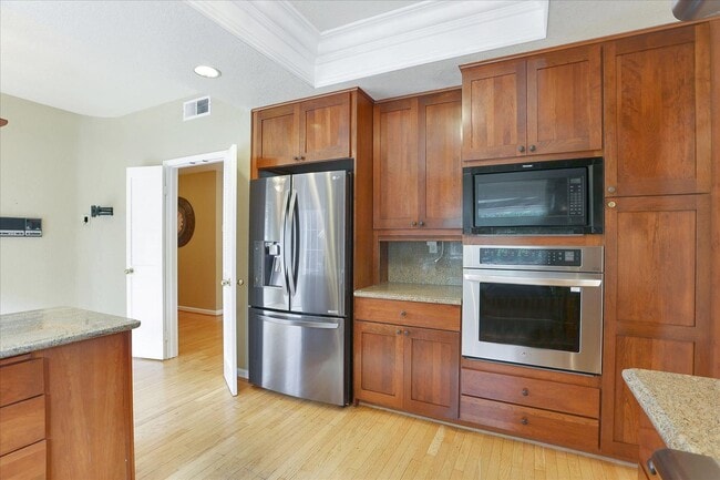 Building Photo - 1303 Quail Creek Cir