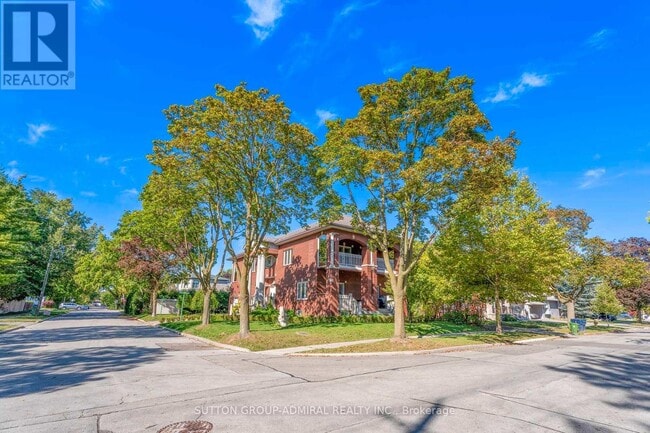 Photo du bâtiment - 116 Goulding Ave
