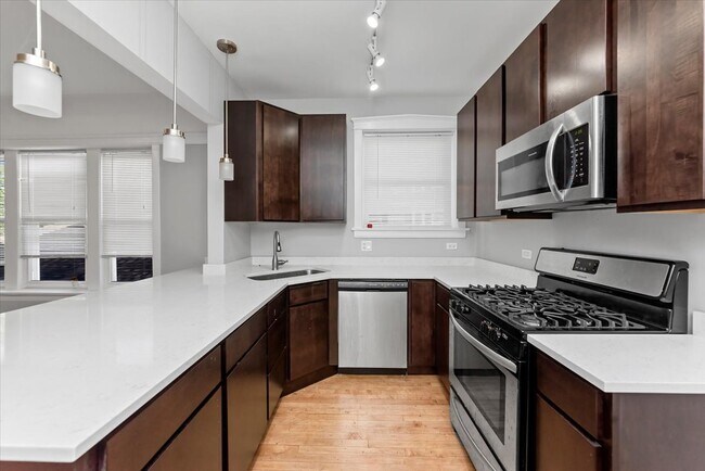 Foto del edificio - 4821 N Washtenaw Ave