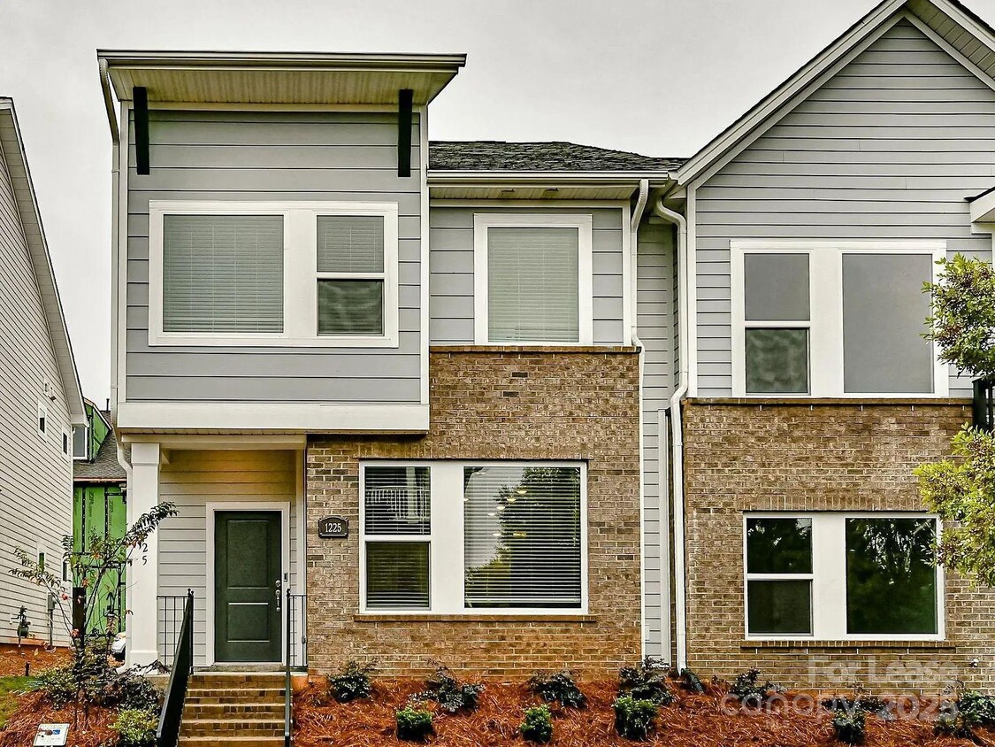 Primary Photo - 1225 Kohler Ave