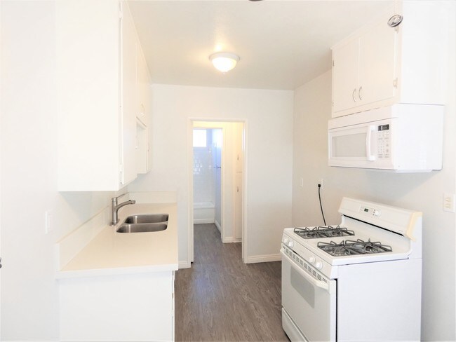 Foto del edificio - 3622 E 11th St