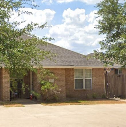 Primary Photo - 3707 Oldenburg Ln