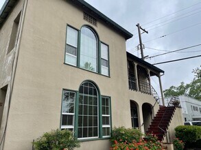 Building Photo - 316 7th St