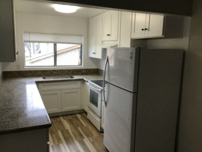 Building Photo - 43 Tamarindo Way