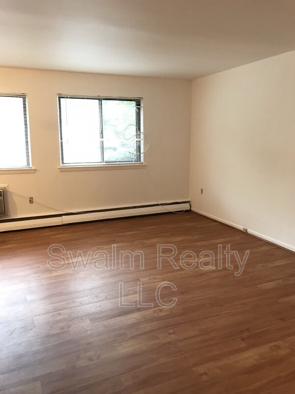 Foto del edificio - 201 1/2 Philadelphia Pike