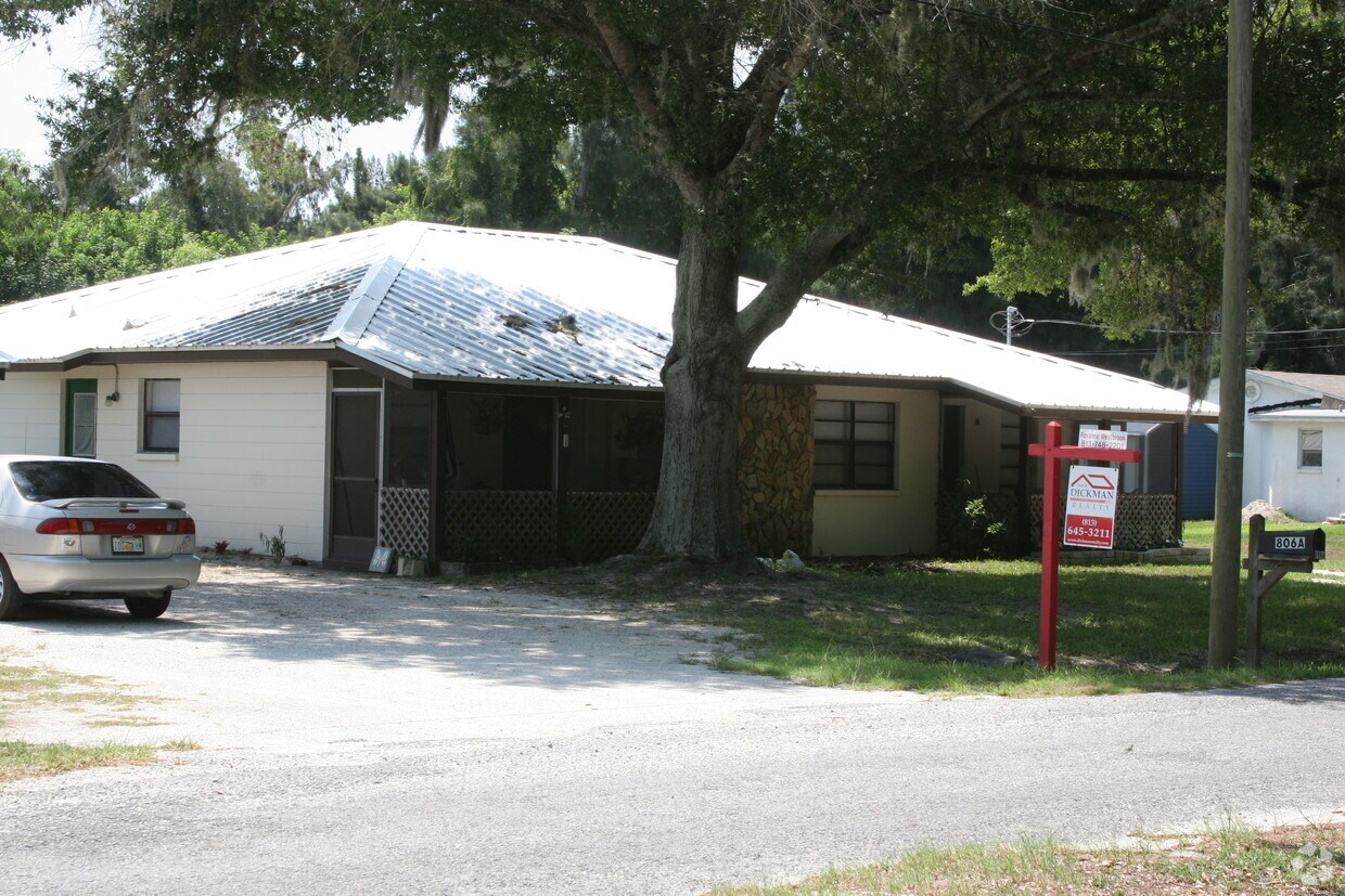 Foto principal - 806 7th St SW