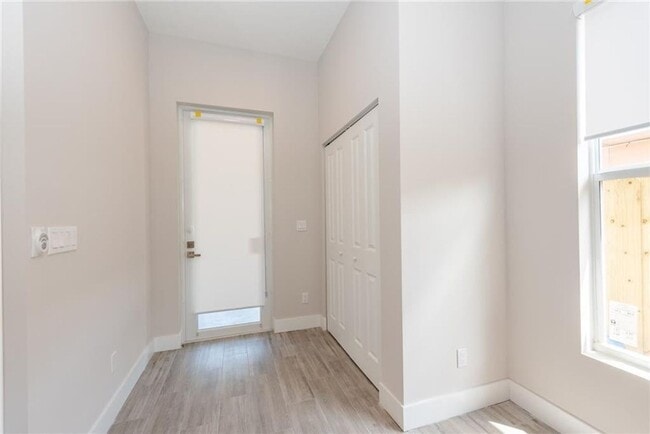 Foto del edificio - 1105 NE 2nd Ave