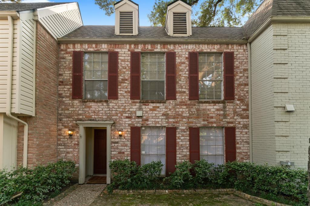 Primary Photo - 13166 Trail Hollow Dr