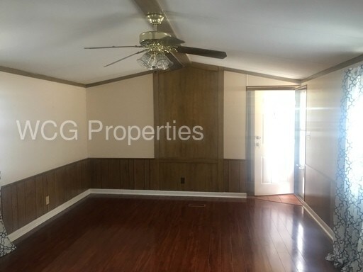 Building Photo - 9110 Linwood Ave