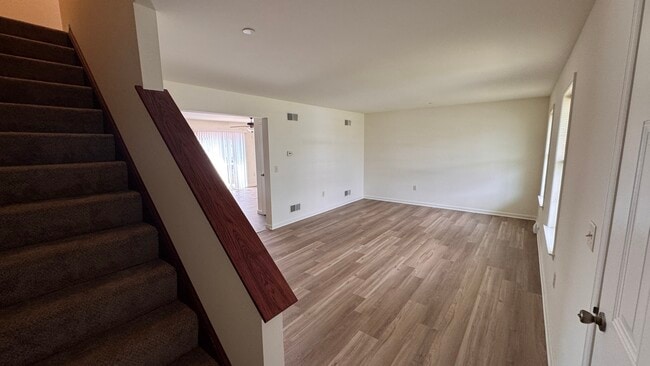 Building Photo - 250 Limestone Dr