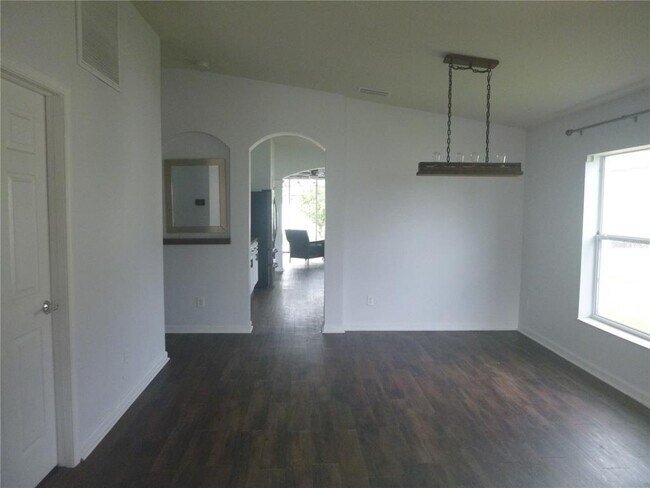 Building Photo - 967 Hill Flower Dr