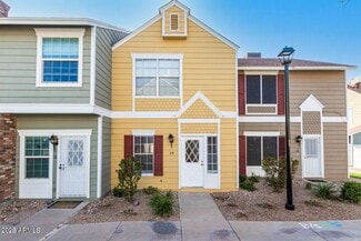 Building Photo - 1970 N Hartford St