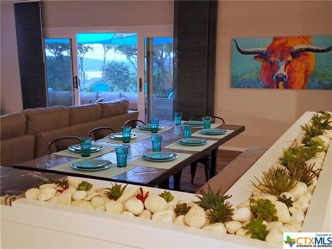 Foto del edificio - 2055 Island View