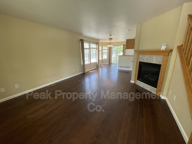 Foto del edificio - 1603 Robertson St