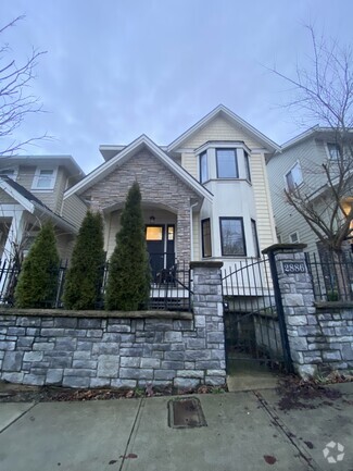 Building Photo - 2886 160 St