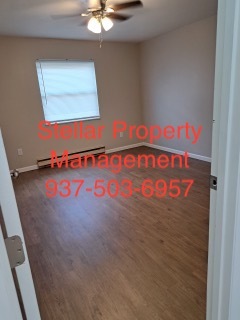 Foto del edificio - 4347 Powell Rd
