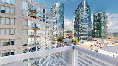 Interior Photo - 388 Beale