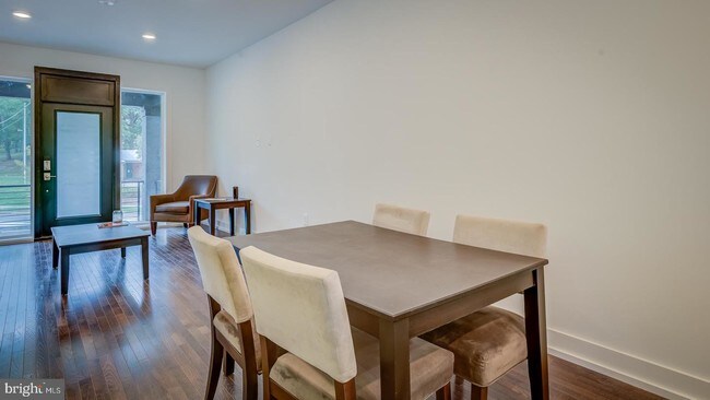 Foto del edificio - 4314 14th St NW