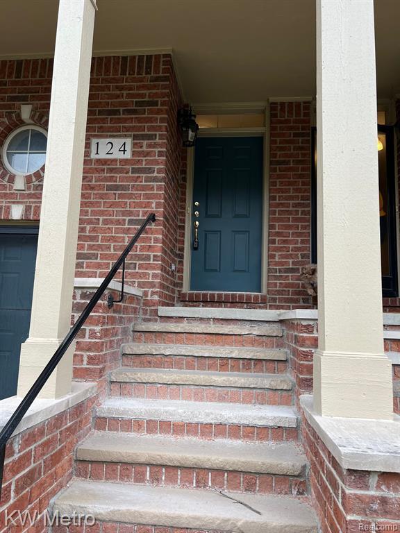 124 Sandy Ln, Walled Lake, MI 48390 Condo for Rent in Walled Lake, MI