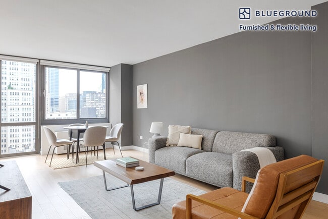 Building Photo - 105 Duane St