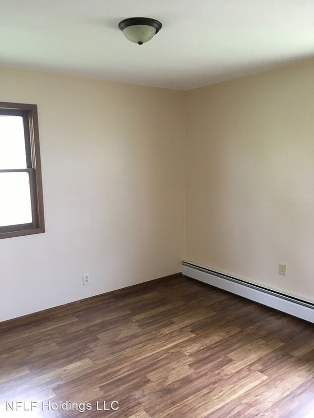 Building Photo - 510 Rock Island Ave