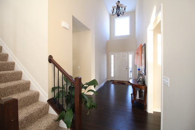 Building Photo - 1166 Lenox Ct