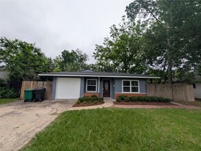 Building Photo - 4110 Ella Blvd