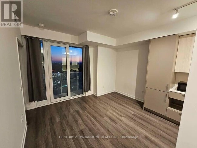 Photo du bâtiment - 3883 Quartz Rd