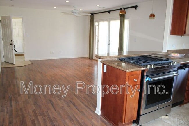 Foto del edificio - 4090 Falcon St