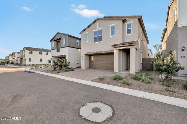 Foto del edificio - 2468 W Rowel Rd