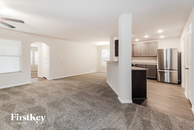 Building Photo - 25617 Roy Rogers Ct