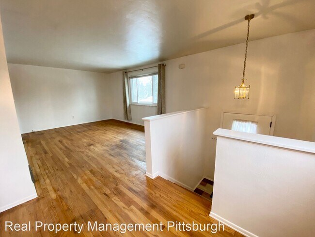 Building Photo - 3 br, 1 bath House - 181 Johnston Rd