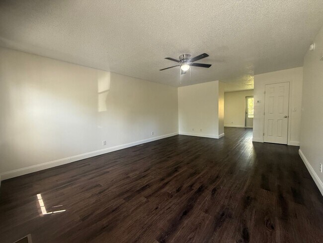 Foto del edificio - 1541 Southside Rd