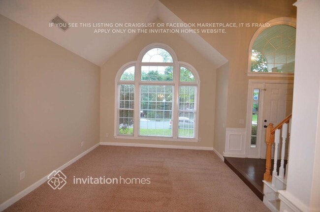 Building Photo - 6018 Swanston Dr