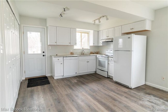 Foto del edificio - 46741 Shelby Ct