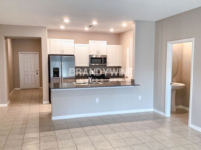 Building Photo - NEW MOVE IN SPECIAL – 1.5 MONTH FREE if mo...