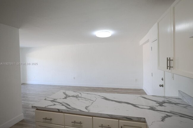 Foto del edificio - 3501 W 11th Ave