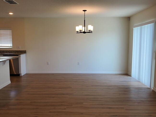 Building Photo - Beautiful Sawgrass Bay Home!