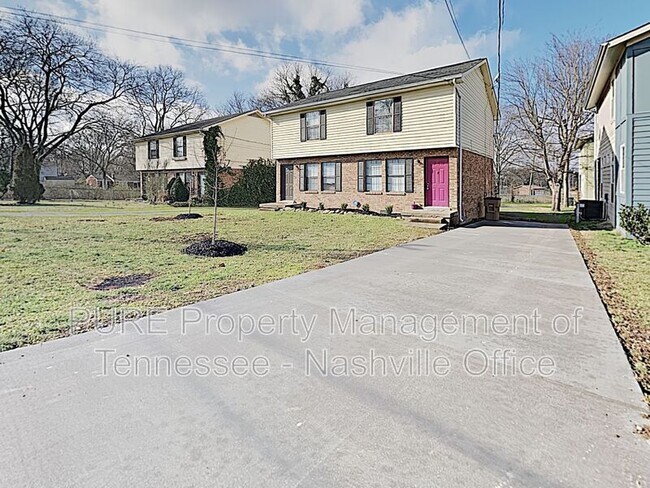 Building Photo - 613 Eastboro Dr