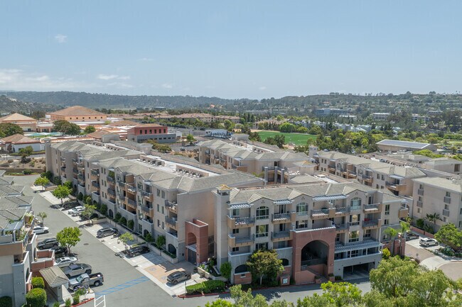 Contexto - Pell Place