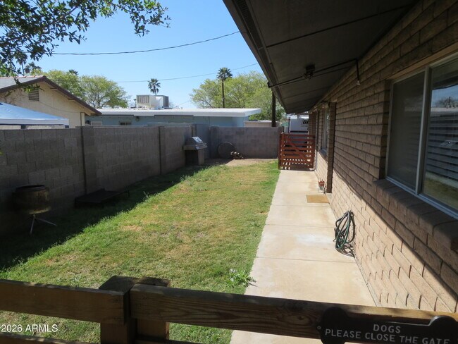 Foto del edificio - 6212 N 13th Pl