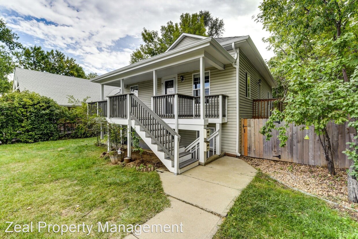 Primary Photo - 602 E Simpson St